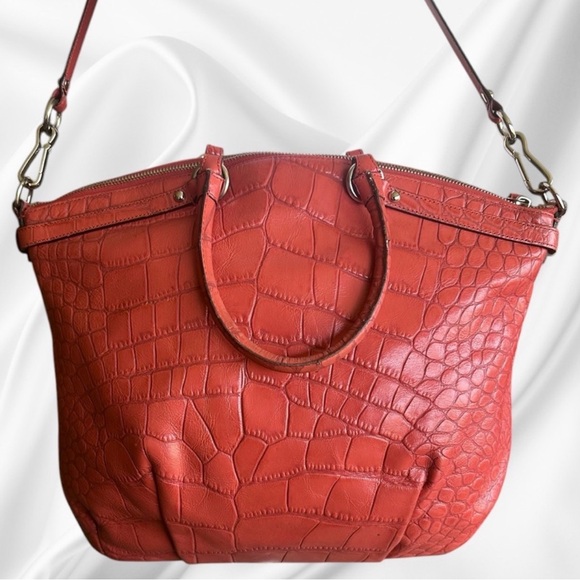 Coach Red Croc-Embossed Shoulder Bag - Picture 3 of 11